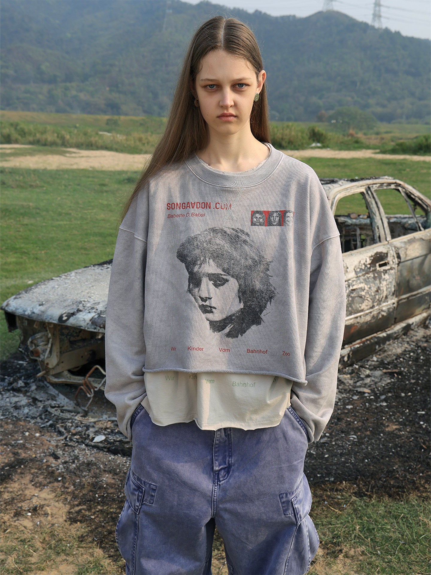 SONGAADON 25FW Babsi portrait printed washed pullover hoodie